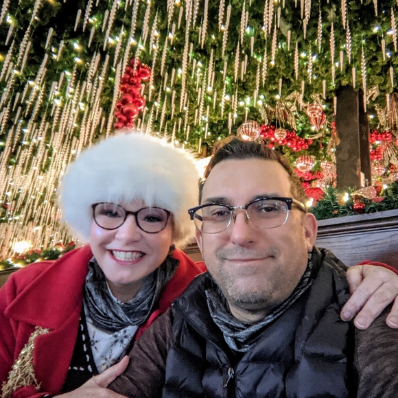 Meet your Seller/Buyer... - Picture 16 of 16